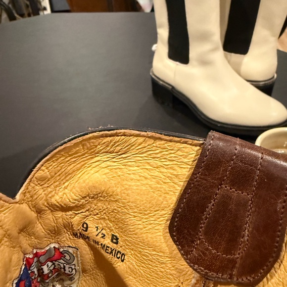 Old Gringo Turquoise and Brown Embellished Boots - Picture 5 of 9